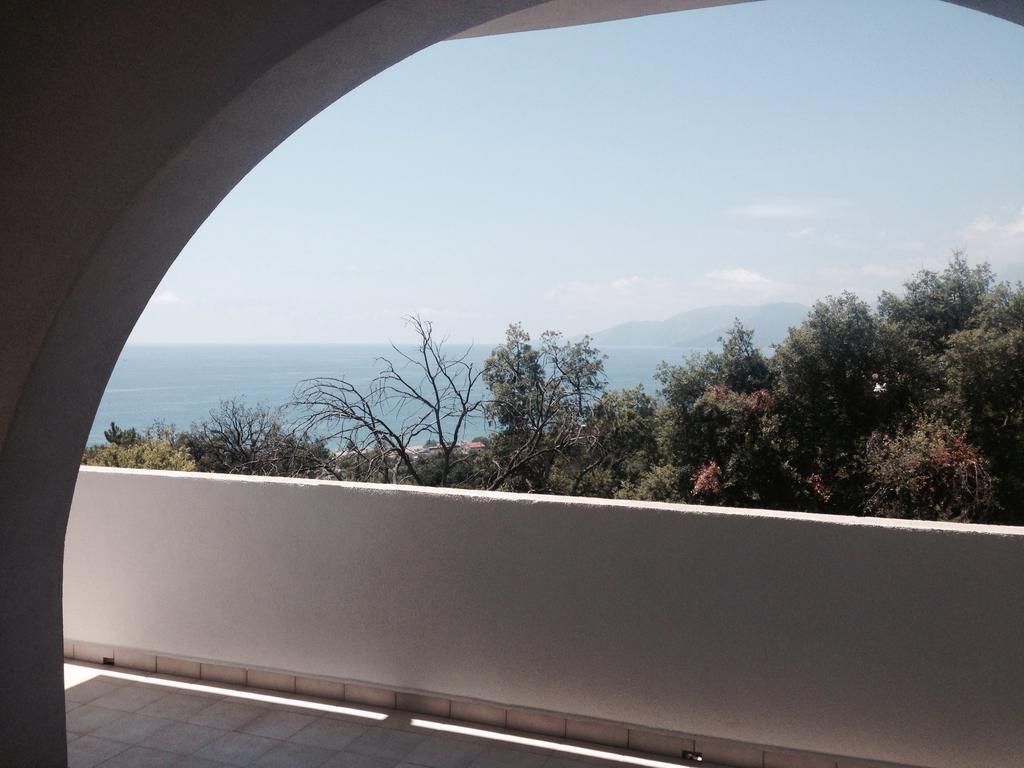 La Bouganville Sapri Εξωτερικό φωτογραφία